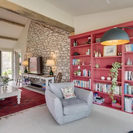 3 Bed In York Oc-89538